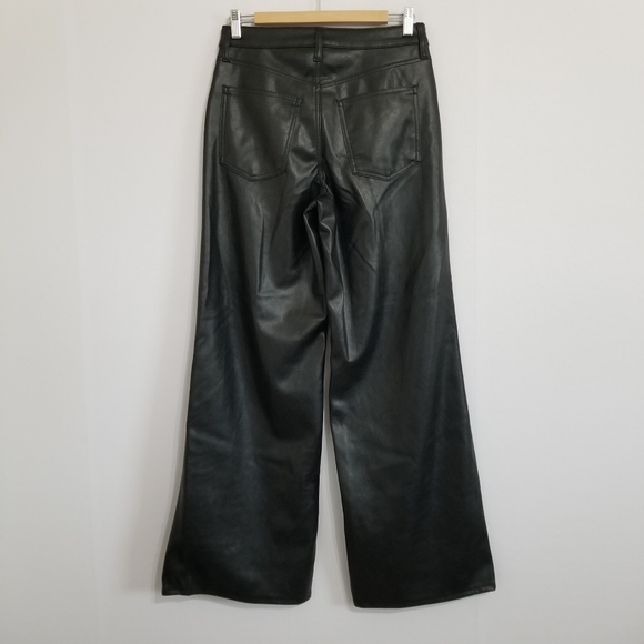 NWT Universal Thread Black Faux Leather High Rise Wide Leg Pants Size 8 - Picture 4 of 9